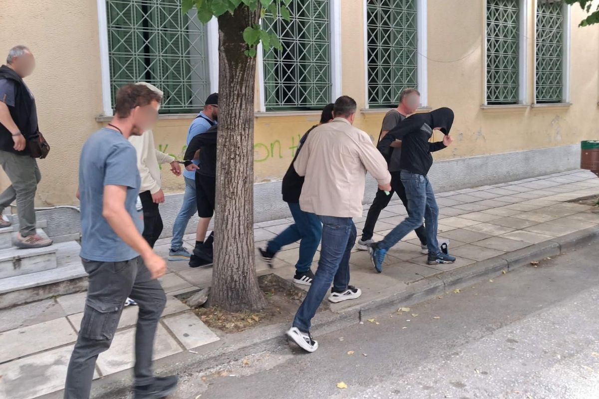 Σέρρες: Προφυλακιστέοι οι έξι απο τους εννέα συλληφθέντες της εγκληματικής ομάδας διακίνησης ναρκωτικών – Ανάμεσα τους κι ένας ανήλικος