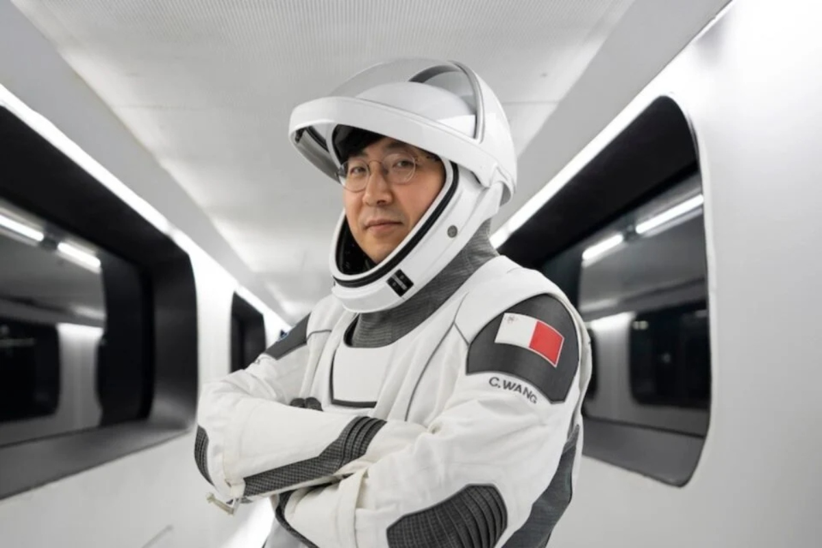 SpaceX: Ένας δισεκατομμυριούχος θα ηγηθεί της πρώτης επανδρωμένης αποστολής της στον Άρη