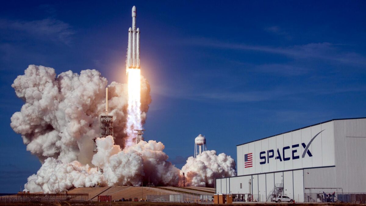Η SpaceX αναλαμβάνει στρατιωτικό δίκτυο στόχευσης των ΗΠΑ