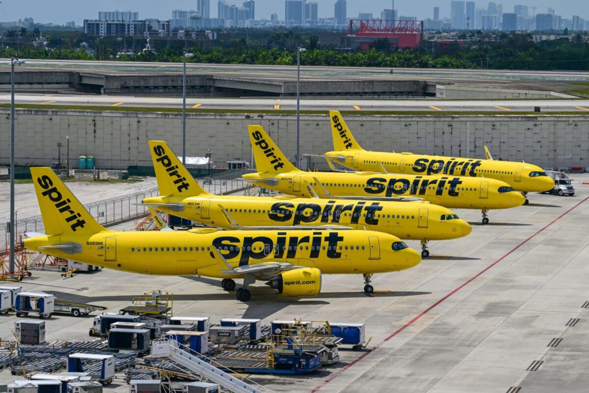 Πλήγμα για τον Ντόναλντ Τραμπ η πτώχευση της Spirit Airlines – Δεν άντεξε η εταιρεία την άνοδο του κόστους των αεροπορικών καυσίμων