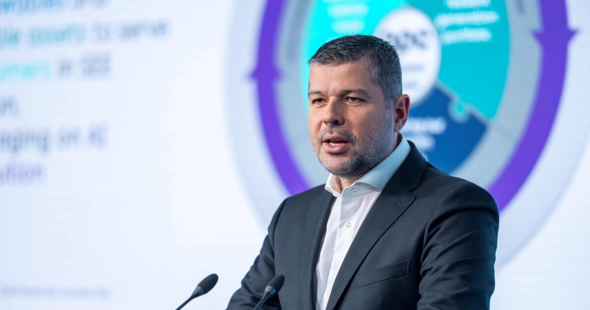 ΔΕΗ: Ανοίγει σήμερα το βιβλίο προσφορών για τη μεγάλη ΑΜΚ 4 δισ. ευρώ