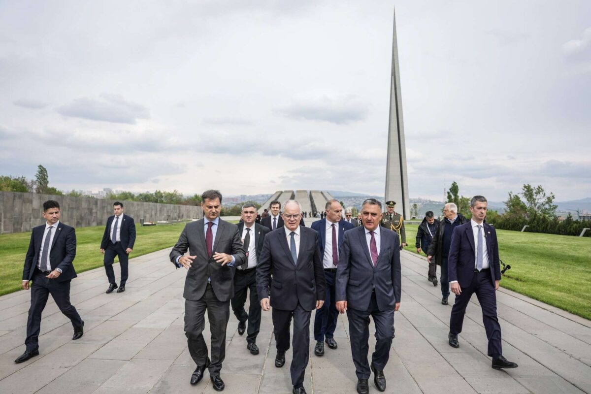 Επίσκεψη Κ. Τασούλα στην Αρμενία – Το μήνυμα μνήμης από το Ερεβάν