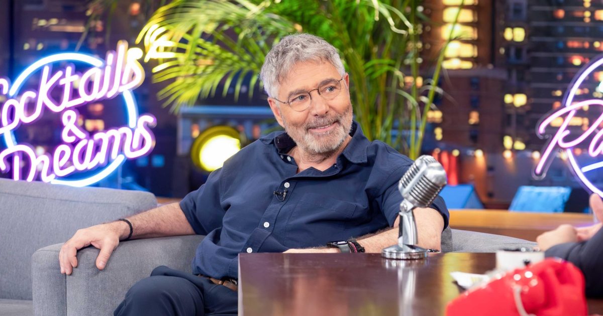 Θοδωρής Αθερίδης: «Με τη Σμαράγδα δεν είπαμε ποτέ τη λέξη “χωρίζουμε”, δεν θα χωρίσω ποτέ στη ζωή μου μαζί της»