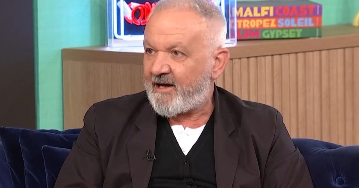 Χρήστος Θηβαίος: «Έζησα δέκα μέρες τρώγοντας χαλβά»