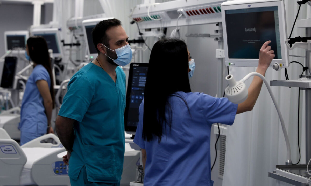 Βαρέα και ανθυγιεινά: Τα οφέλη από την ένταξη παλαιών νοσηλευτών και πληρωμάτων ασθενοφόρων
