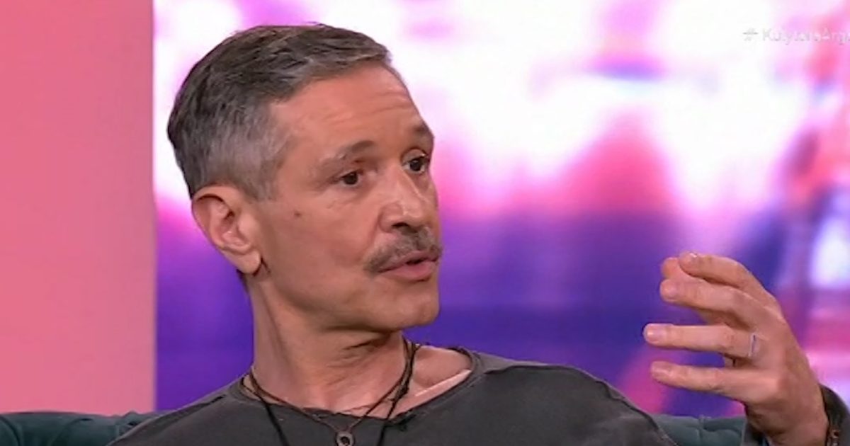 Αιμίλιος Χειλάκης για Αθηνά Μαξίμου: «Τσακωνόμαστε δημιουργικά, διαφωνούμε πολύ συχνά, σχεδόν δομικά»