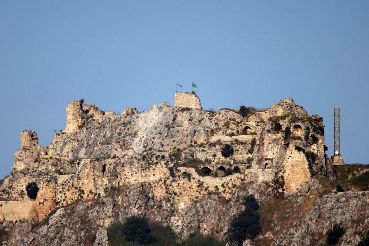 Μποφόρ: Το μεσαιωνικό φρούριο στον νότιο Λίβανο όπου το Ισραήλ ύψωσε τη σημαία του – Η ιστορία εννέα αιώνων και η στρατηγική του σημασία