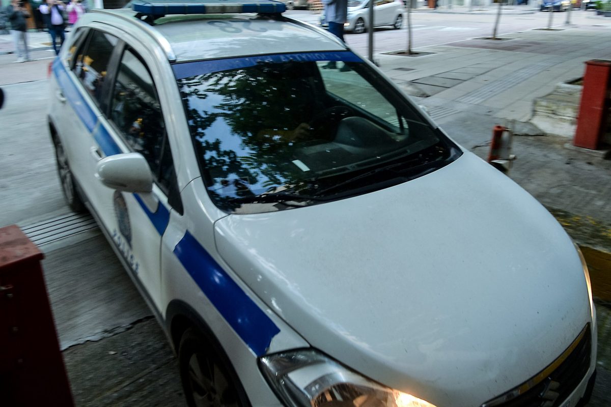 Γυναικοκτονία στην Καλαμάτα: 41χρονος σκότωσε την 39χρονη σύζυγό του μέσα στο σπίτι τους – Η ανακοίνωση της ΕΛΑΣ