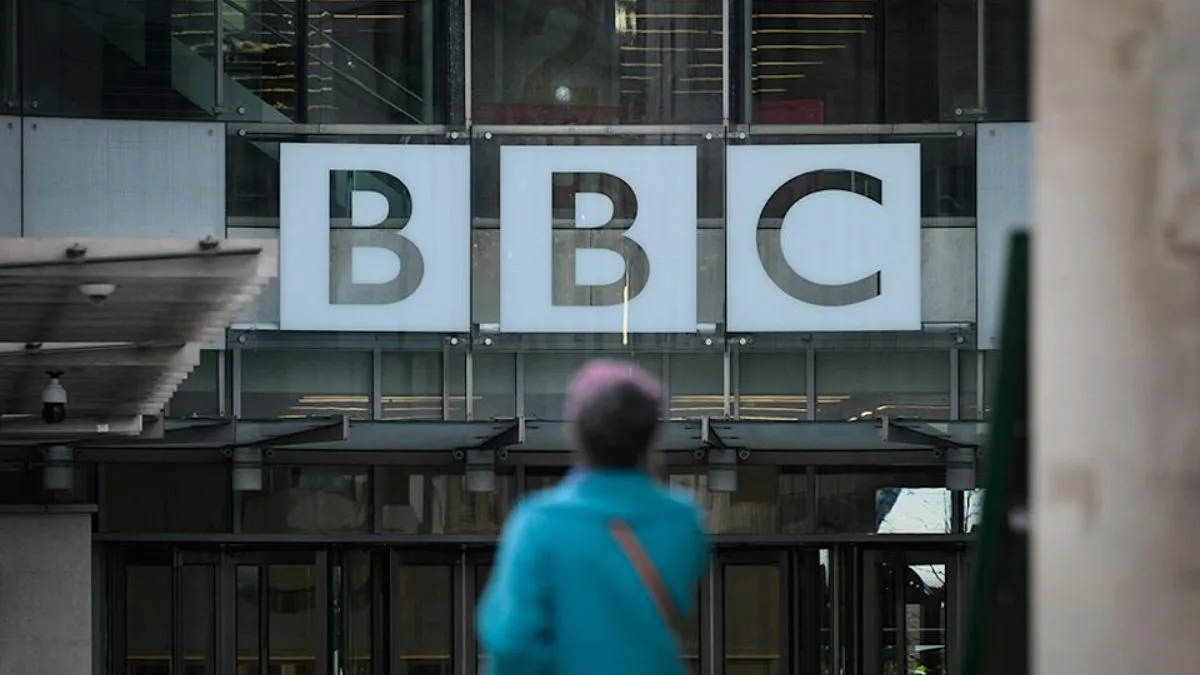 Όταν ακόμη και το BBC μικραίνει: Το ακριβό τίμημα της δημόσιας ενημέρωσης