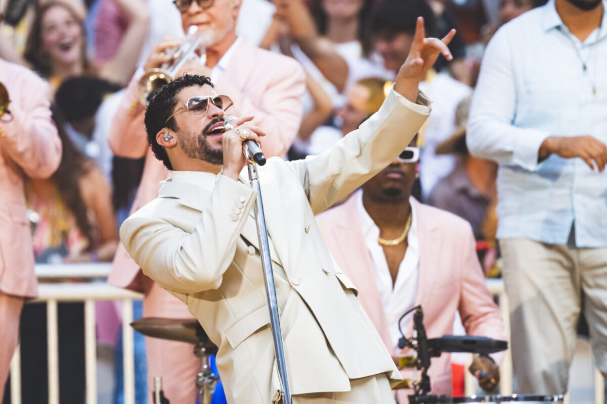 1 δισ. δολάρια έβγαλε η περιοδεία του Bad Bunny, και δεν έχει τελειώσει