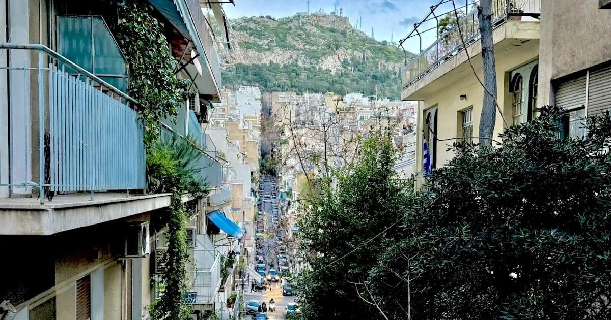 Ακίνητα: Αύξηση στις πωλήσεις για νεόδμητα και υψηλό ενδιαφέρον για μισθώσεις γραφείων – Τα νησιά και η Αθήνα στο επίκεντρο