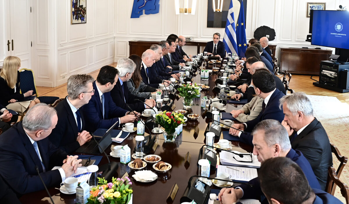 Μίνι ανασχηματισμός: Ποιοι θα επιστρέψουν στην κυβέρνηση;