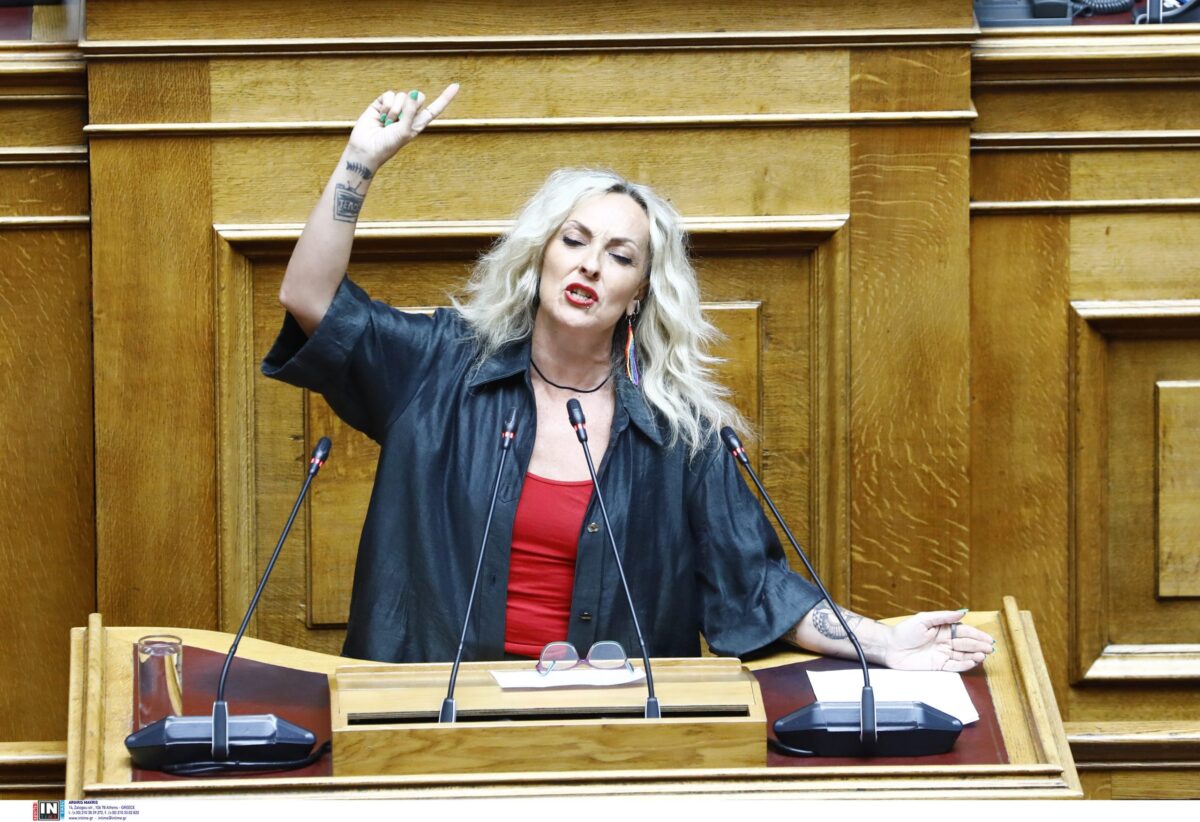 Παυλόπουλος: Ποιητής ή… κοράκι του πόνου; Αποκλειστικό!