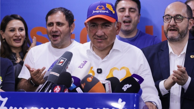 Πασινιάν: Θριαμβευτής στις εκλογές της Αρμενίας!