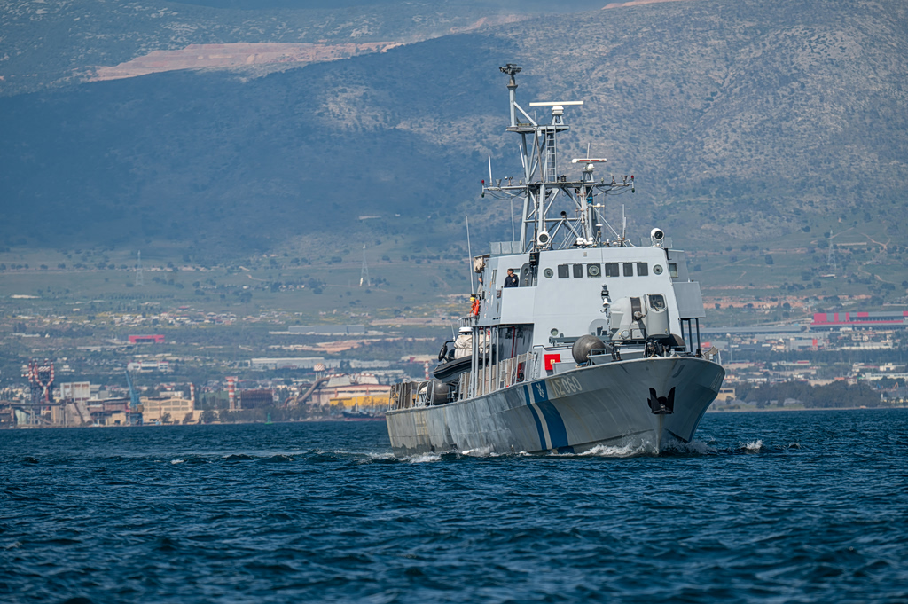 Βούλιαξε εν πλω: Το μυστήριο της Σαλαμίνας που ξύπνησε το Λιμενικό!