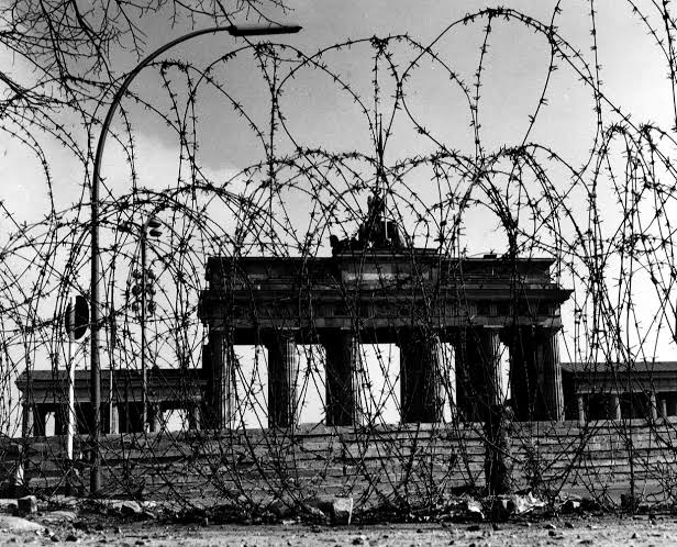 Ο αποκλεισμός του Βερολίνου διχοτομεί την ευρωπαϊκή οικονομία