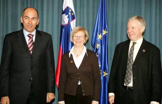 Η Ευρωπαϊκή Ένωση εγκρίνει το ευρώ για την Σλοβενία