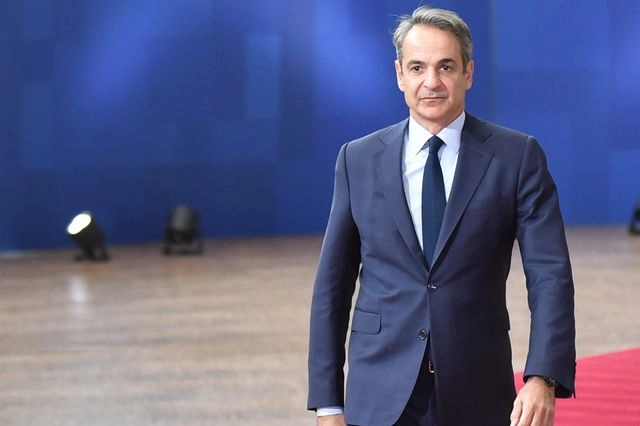 Φεύγει ή μένει ο Μητσοτάκης;