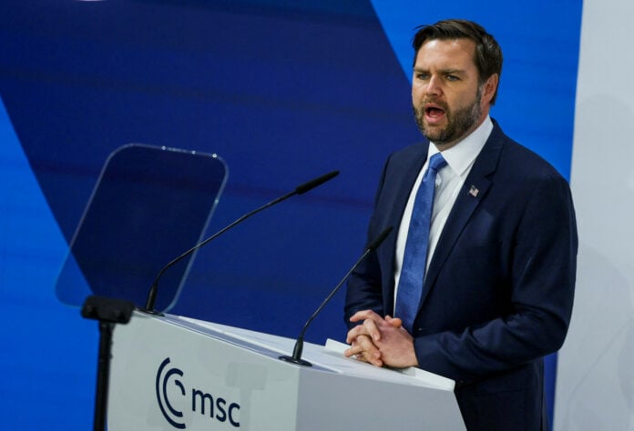 Η Αμερική γύρισε το όπλο προς την Ευρώπη