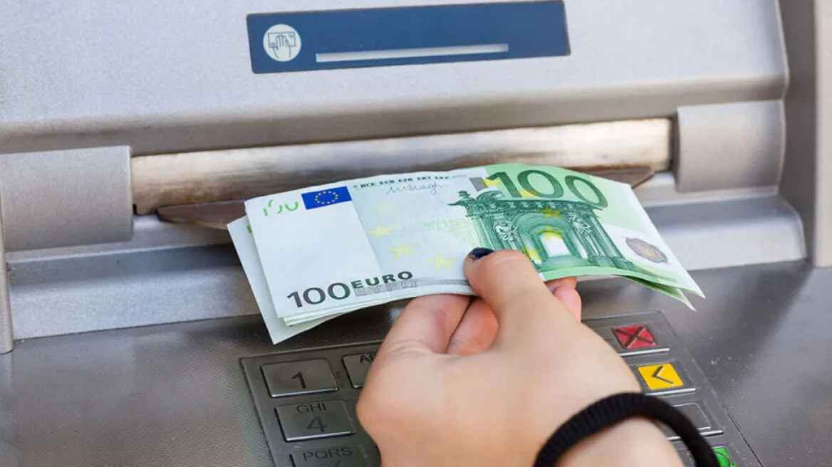 Επίδομα άδειας: Ποιοι εργαζόμενοι το δικαιούνται και μέχρι πότε πρέπει να πληρωθεί