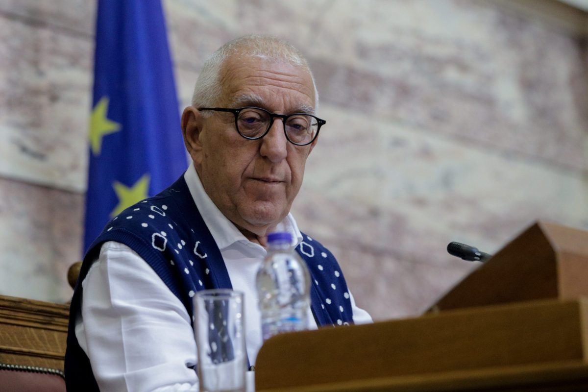 Μετά τον Άδωνι τους “γλεντάει” και ο Κακλαμάνης
