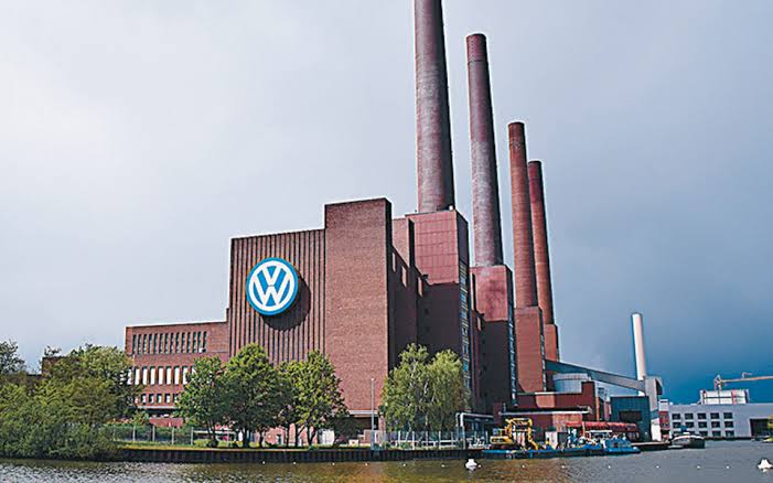 Volkswagen: Τελεσίγραφο εργαζομένων – «Σταματήστε τις φήμες για κλεισίματα εργοστασίων»