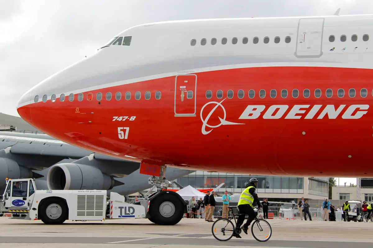 Η Boeing κερδίζει τη μάχη των αεροσκαφών με το Boeing 747