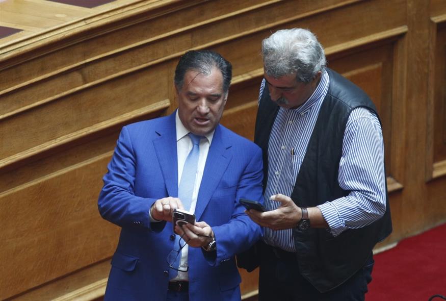 Ρουκέτες Άδωνι στον Πολάκη: “Φοβάσαι γιατί έρχονται τα δικαστήρια”