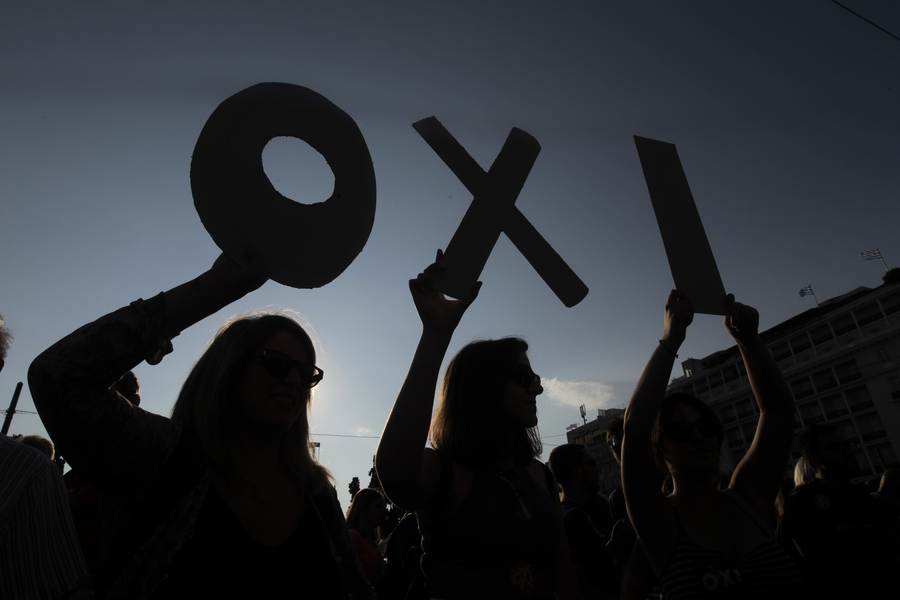 Η Ελλάδα ψηφίζει «όχι» στο δημοψήφισμα του Ιουλίου 2015