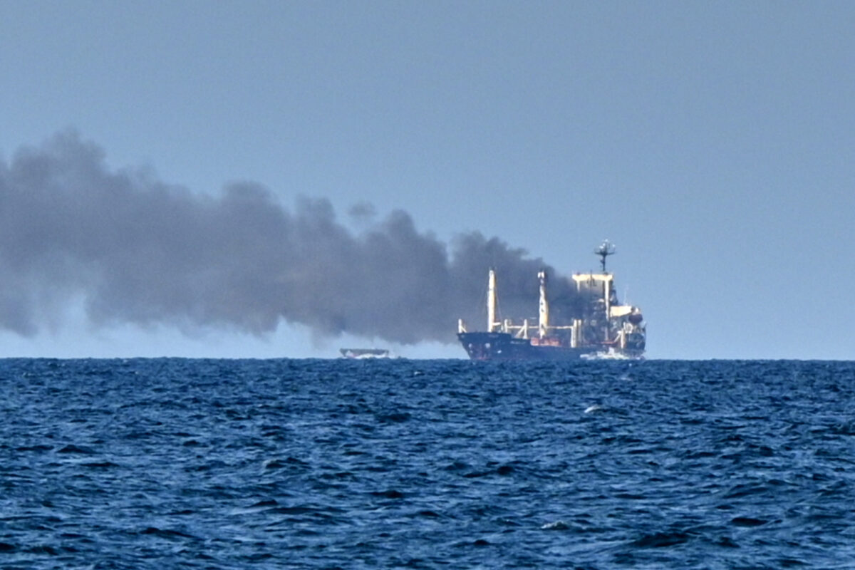 10 νεκροί ναυτικοί, έως 28 χτυπημένα πλοία σε έναν μήνα: η Μαύρη Θάλασσα ξαναγίνεται παγίδα για την εμπορική ναυτιλία