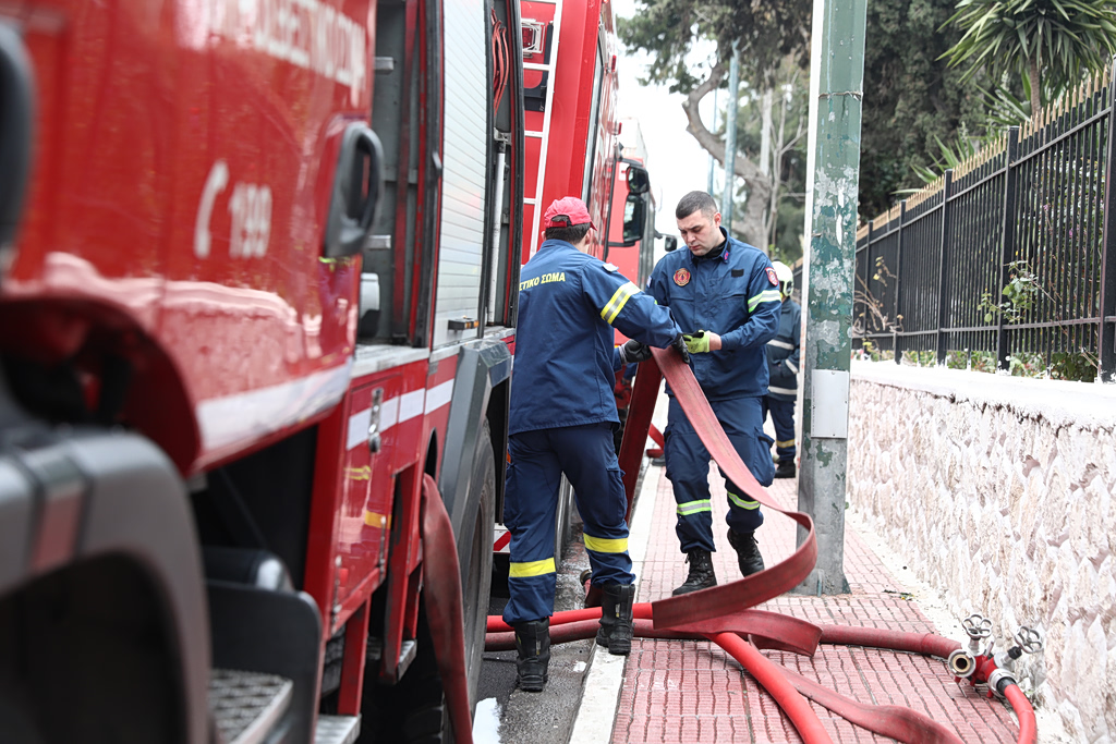 Φωτιά-κόλαση σε λεωφορείο στο Ηράκλειο! Δίπλα σε αεροδρόμιο!