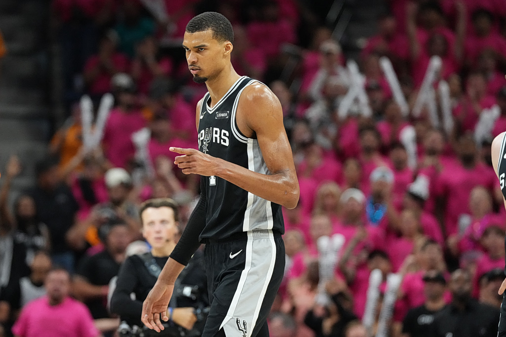 NBA: Ο Γουεμπανιάμα αρνήθηκε 50 εκατ. δολάρια – Ο λόγος;