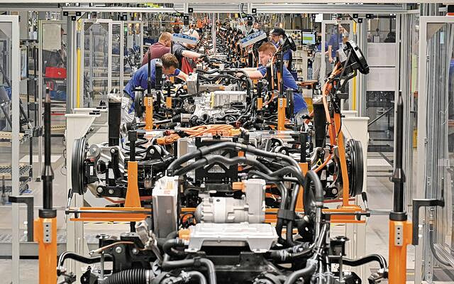 VW: Τέλος στα μισά μοντέλα – Ο σεισμός στην αυτοκινητοβιομηχανία