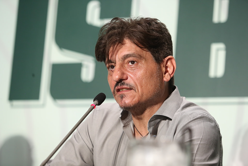 Γιαννακόπουλος: “Όποιος δεν θέλει, φεύγει” – Τέλος τα παραμύθια!
