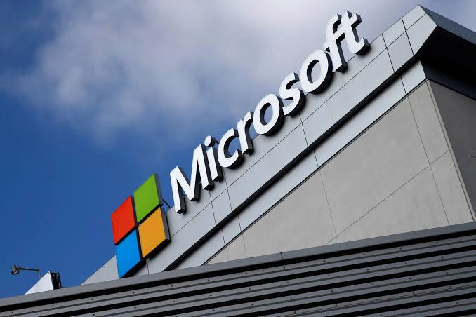 Η Microsoft επιχειρεί τη μεγαλύτερη εξαγορά της εποχής