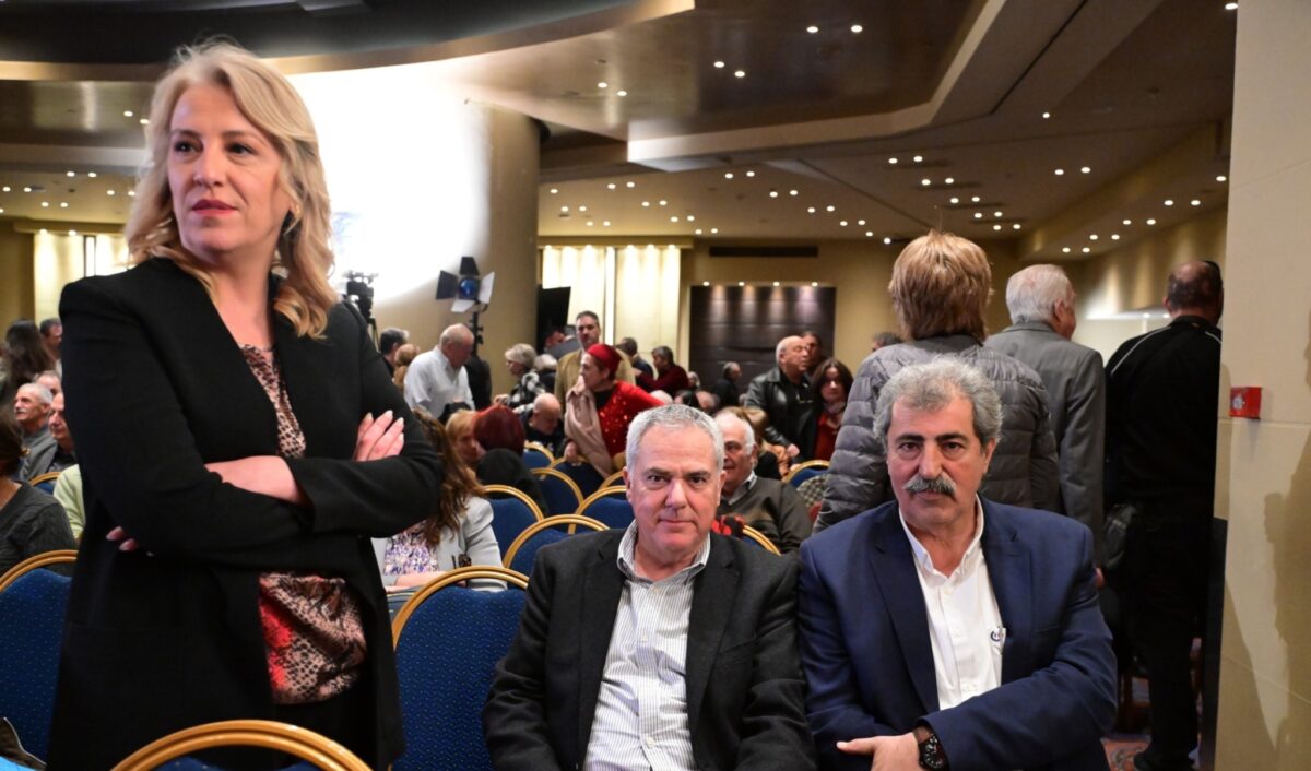 «Κάγκελο» η Δούρου με Πολάκη – Ψάχνει πυροσβέστη 