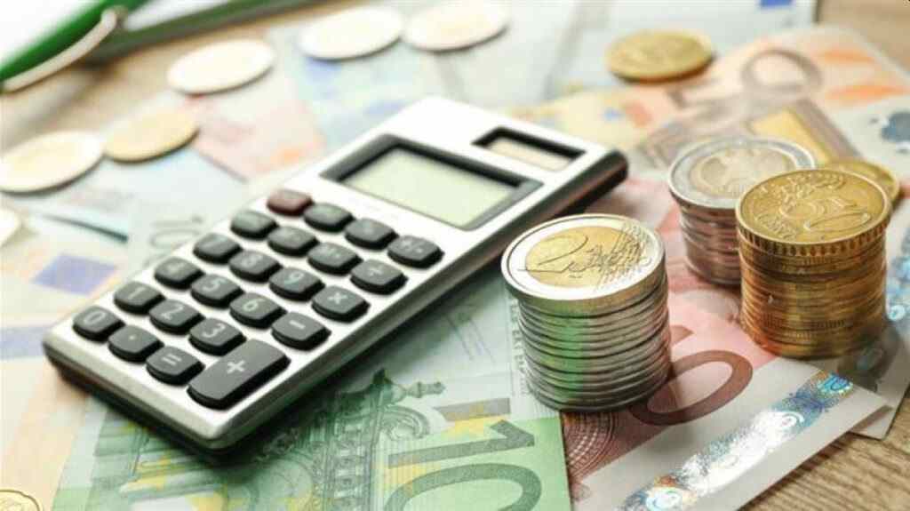 Εφορία: Τα ληξιπρόθεσμα αυξήθηκαν κατά 3,8 δισ. ευρώ μέσα σε έναν χρόνο – Ποιοι χρωστούν τα περισσότερα