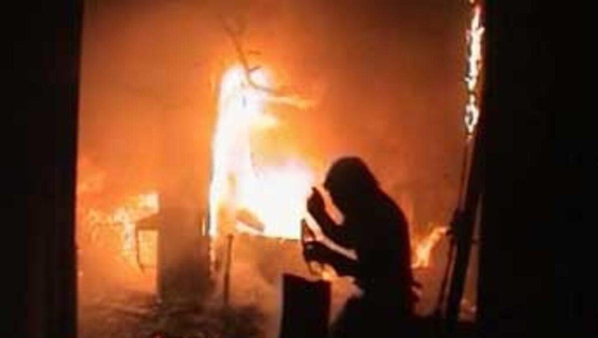 Αρχές της Ταϊλάνδης εξετάζουν αίτια φονικής πυρκαγιάς σε παμπ