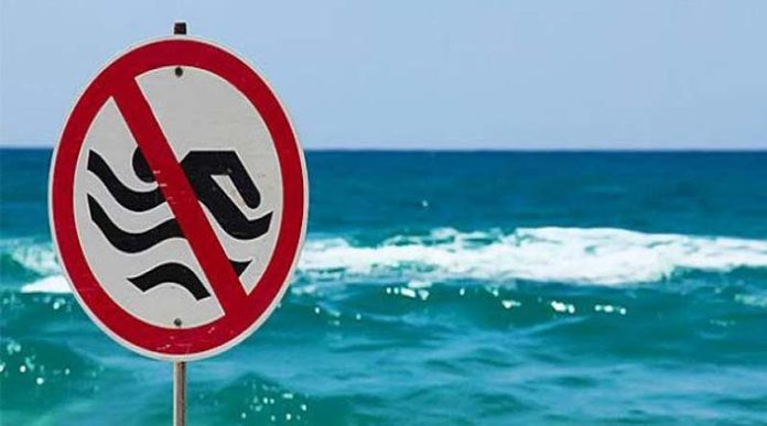 Αττική – Απαγόρευση κολύμβησης σε 15 παραλίες – Οι περιοχές