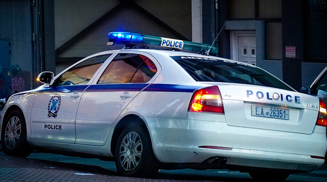 Ελευσίνα – Καταγγελία για εκτροφείο ζώων αποκάλυψε οπλοστάσιο