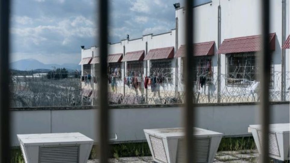 Φυλακές Θήβας – Εξέγερση μετά θάνατο κρατούμενης – Καταγγελίες για έλλειψη περίθαλψης