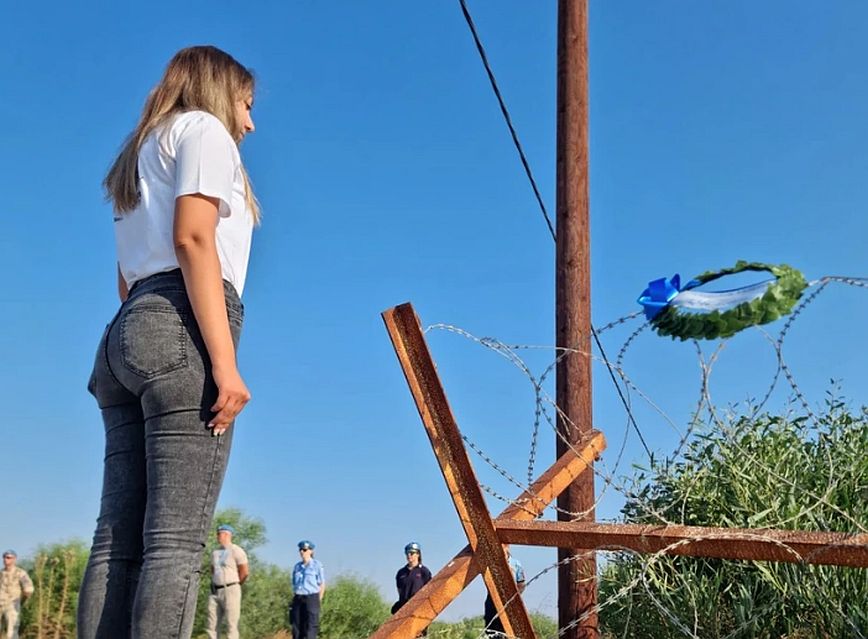 Φωτογραφία της Αναστασίας Ισαάκ. Η κόρη του Τάσου Ισαάκ απάντησε με οξύτητα στη δημόσια συγγνώμη του Τουρκοκύπριου πρώην ευρωβουλευτή Νιαζί Κιζίλγιουρεκ.