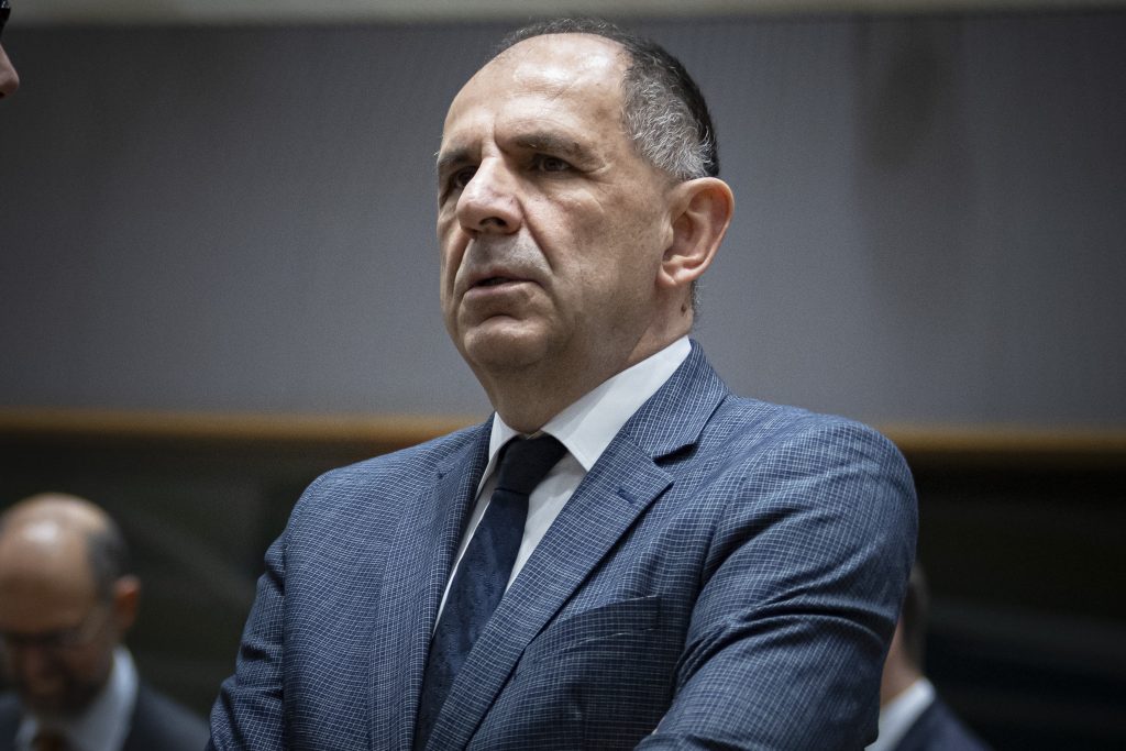 Είδε κανείς τον Γεραπετρίτη;