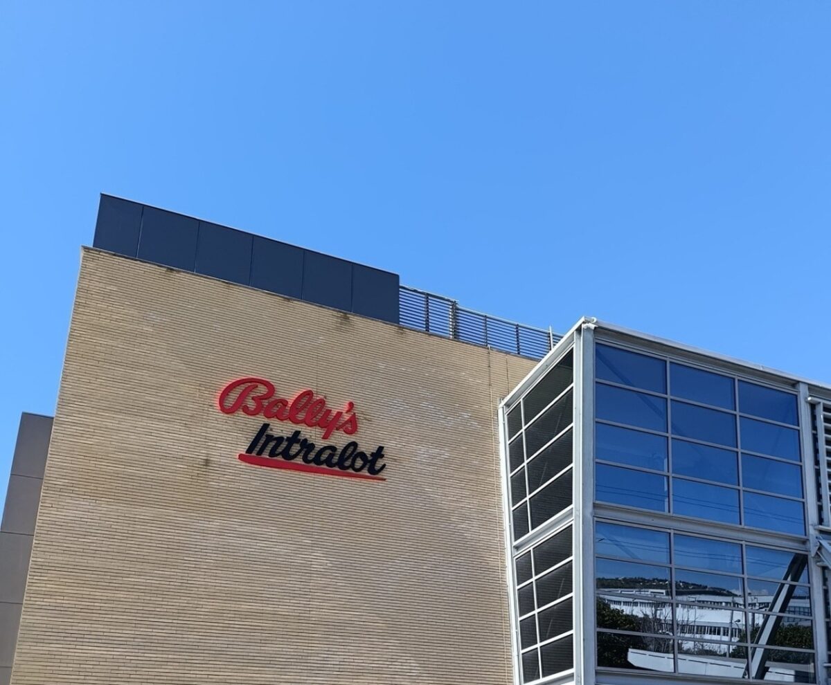 Bally’s Intralot: Με 99,63% εγκρίθηκε από τη Γενική Συνέλευση η εξαγορά της Evoke