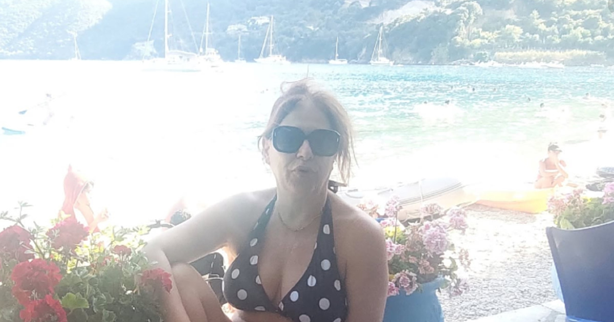 Ελένη Ράντου: Η Λευκάδα δεν είναι νησί, είναι… θεραπεία!