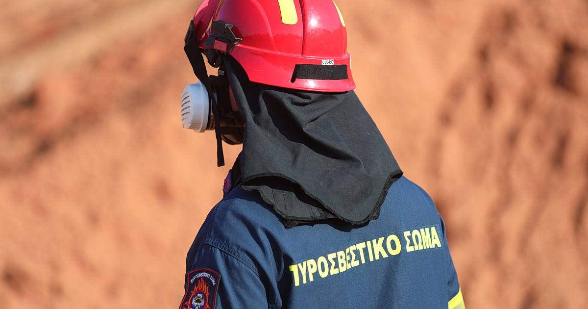 Φωτιά στον Ταύρο: Πυροσβεστική μάχη με τις φλόγες