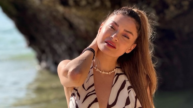 Αποστολία Ζώη: Αλμύρα & χαρά στην παραλία! Δείτε τις φωτό