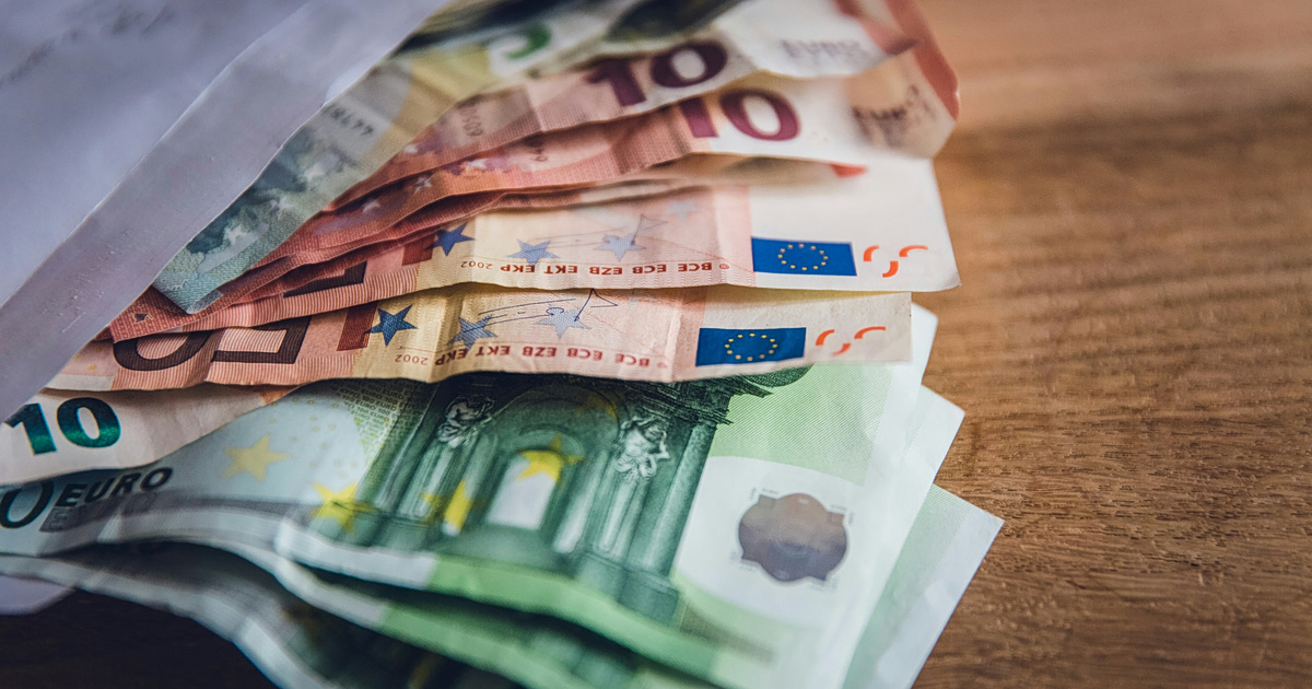 ΟΠΕΚΑ: Δεύτερη πληρωμή τώρα! 700€/1000€ σε ποιους μπαίνουν;