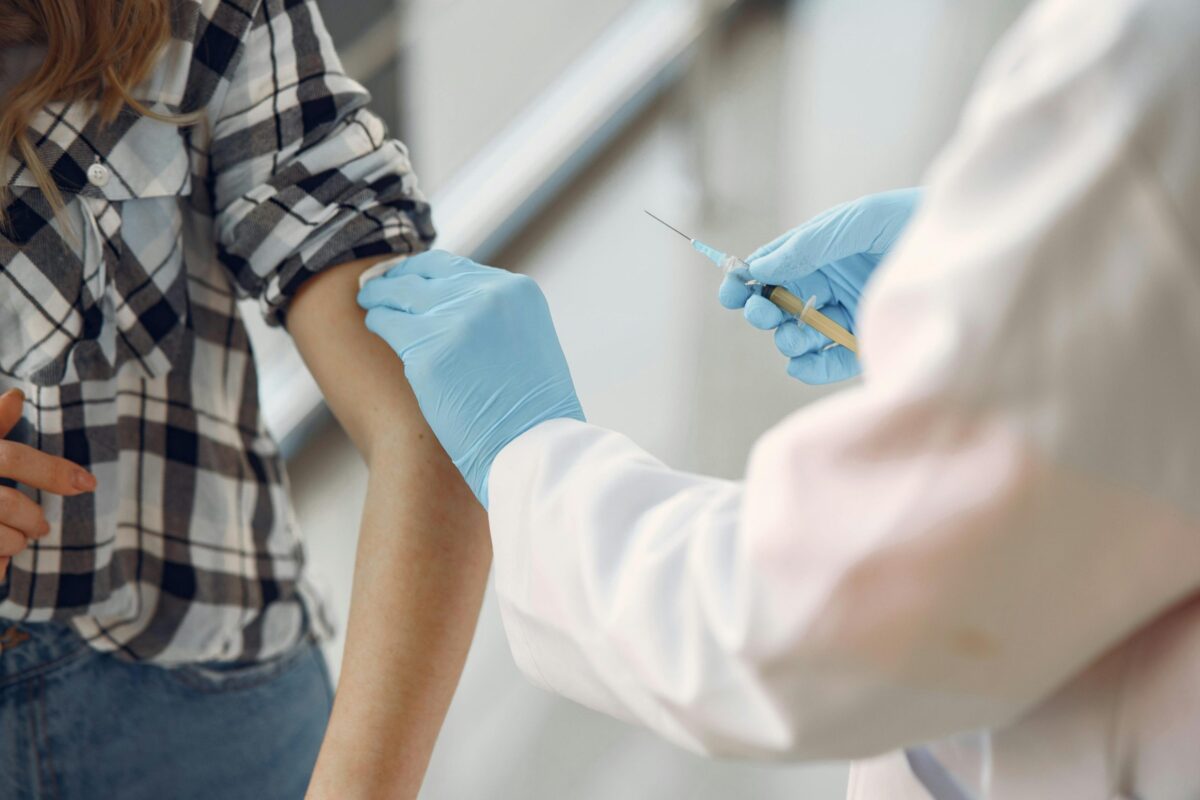 mRNA Γρίπη: Η Moderna αλλάζει το παιχνίδι των εμβολίων!