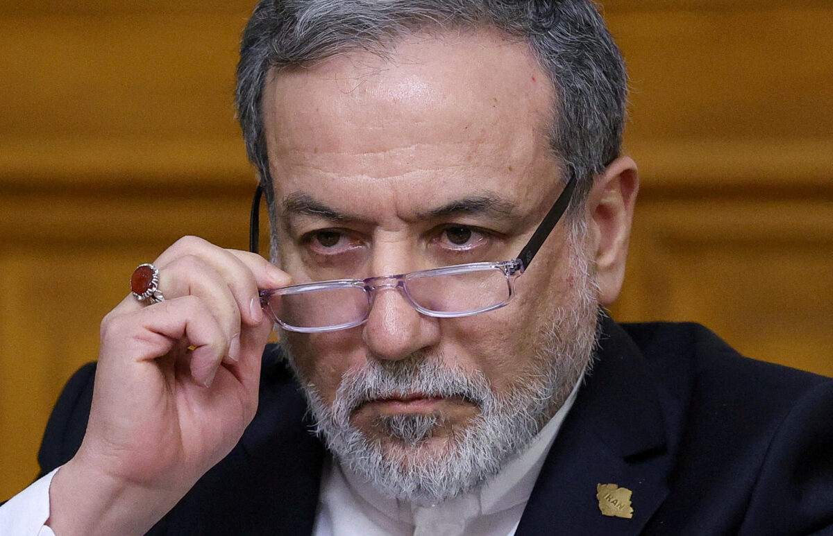 Ιράν: «Ακριβότερος στρατός» και κάλεσμα ενότητας